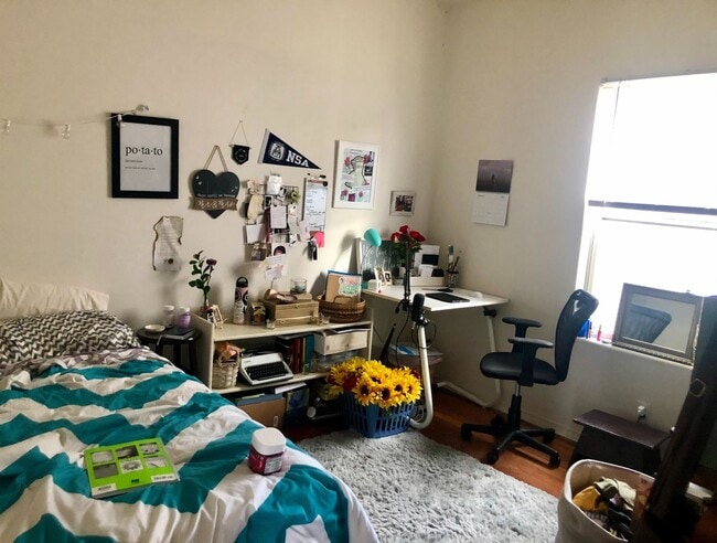 Building Photo - 614 S Washington St