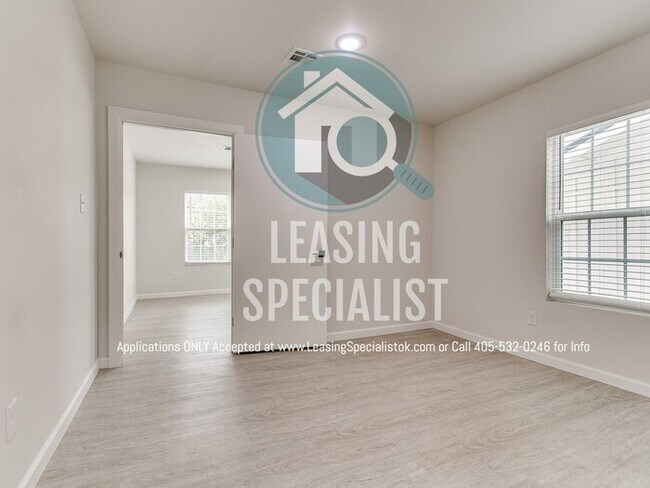 Building Photo - Norman 3 Bed 2 Bath New Custom Build Available for Immediate Move!!