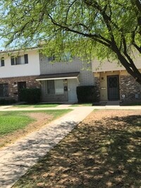 Building Photo - 4577 N 17th Ave