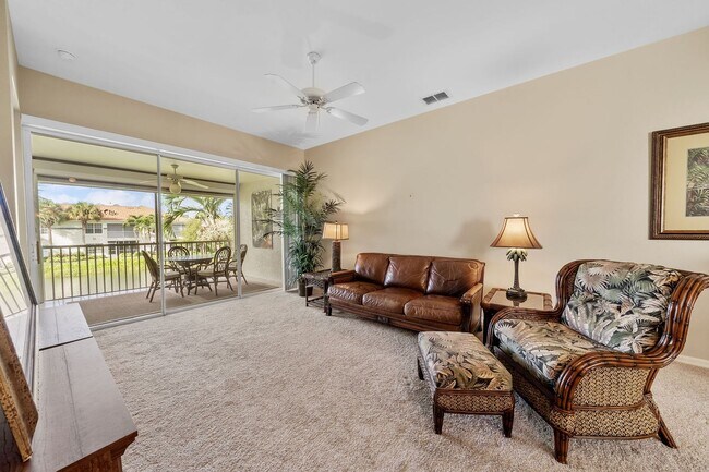 Building Photo - Rarely available for rent this Second-floo...