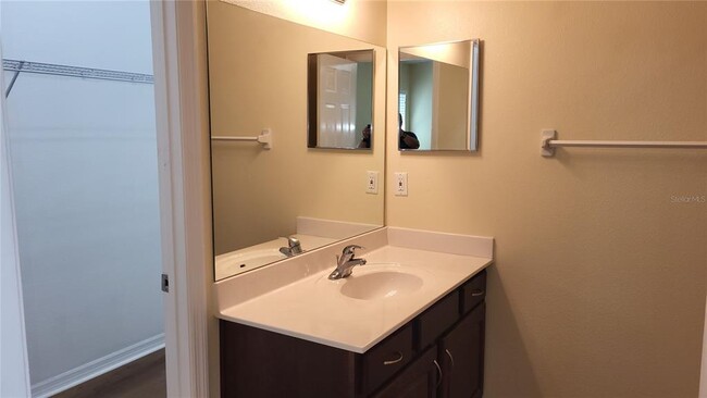 Building Photo - 37146 Highland Bluff Cir