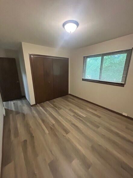 Building Photo - 3001 Churchill Dr
