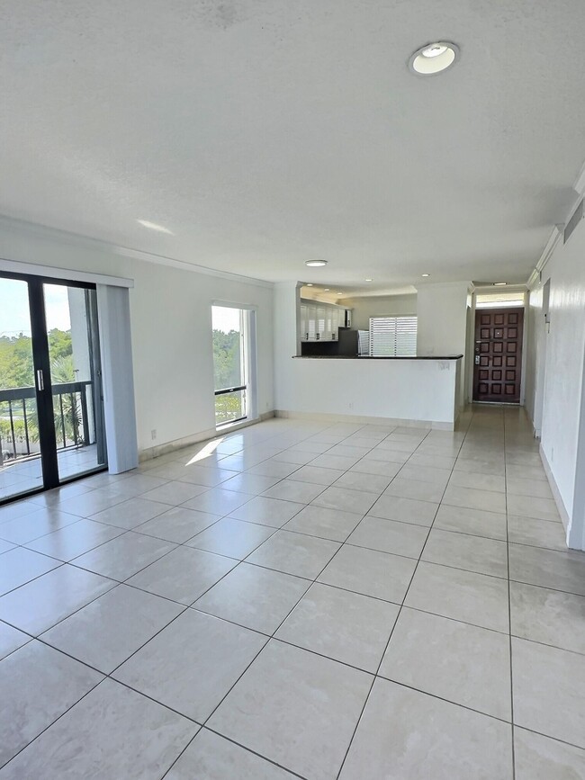 Building Photo - 3050 Presidential Way