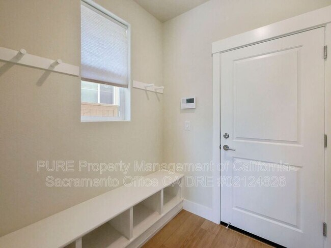 Building Photo - 3190 Highgate Ter Lp