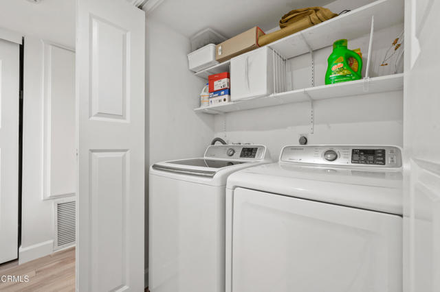 Building Photo - 4239 Vía Arbolada