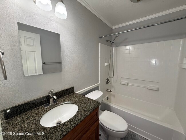 Building Photo - 181 Deauville Ave SE