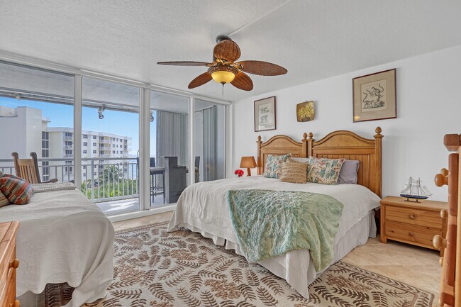 Building Photo - 3546 S Ocean Blvd