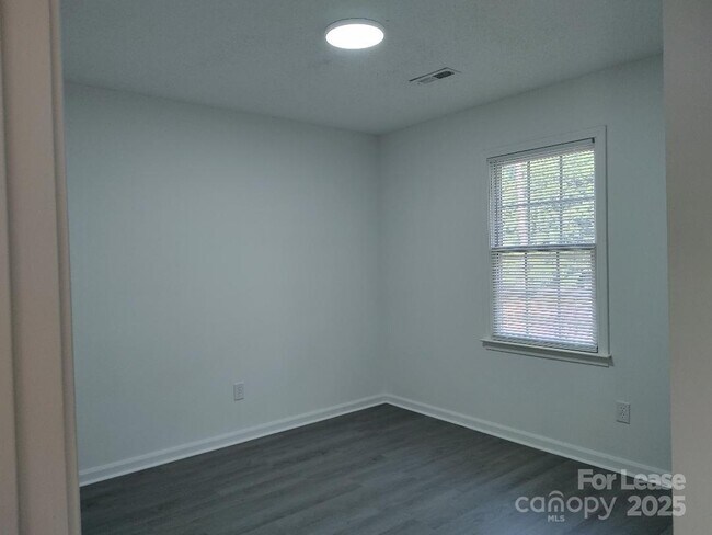 Building Photo - 7428 Chital Rd