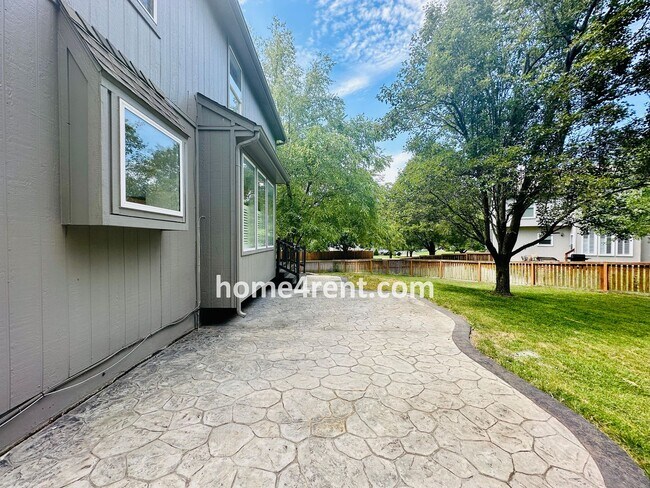 Building Photo - A Fantastic Four Bedroom, Olathe Home w/ N...