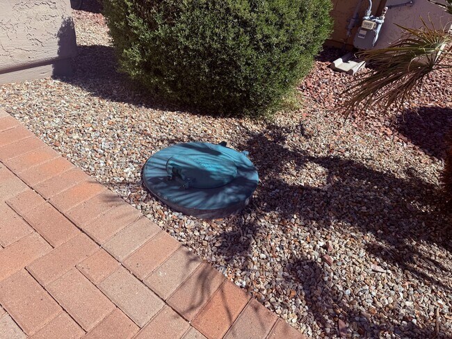 Building Photo - 18252 W Buena Vista Dr