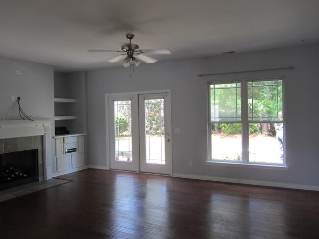 Building Photo - 22 Isle Of Palms E