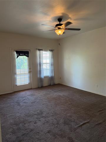 Building Photo - 2108 Lakeforest Dr