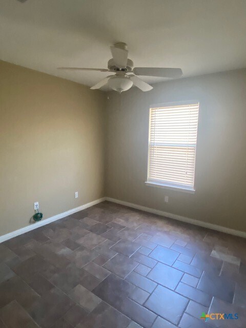 Building Photo - 3024 Green Mountain Dr