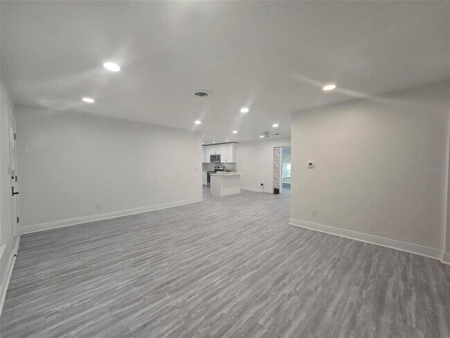 Building Photo - 2909 Hargill Dr