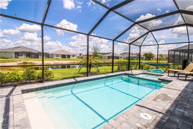 Primary Photo - 2213 Avocado Ln