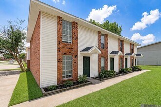 Building Photo - 1730 Brightside Dr