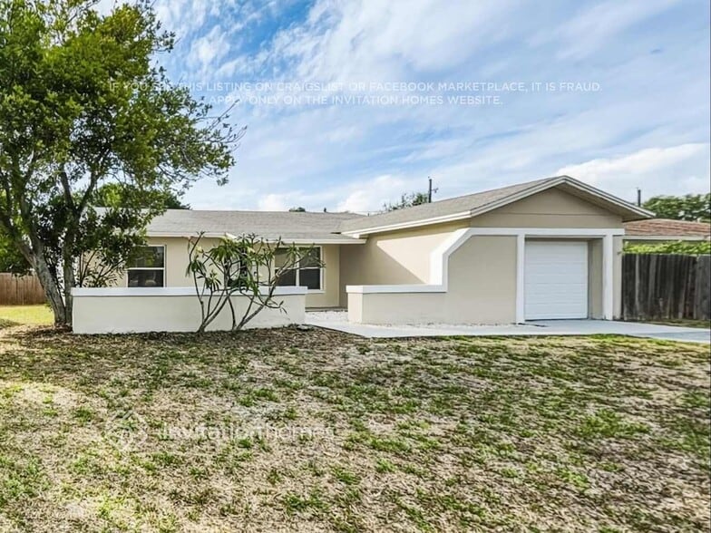 Building Photo - 6044 Francis Dr