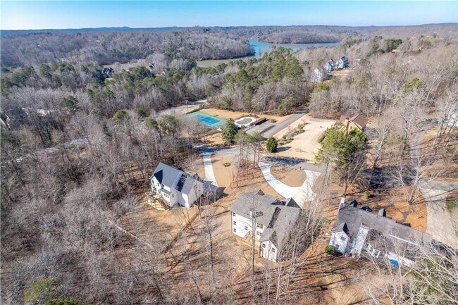 Building Photo - 5714 Ridgewater Cir