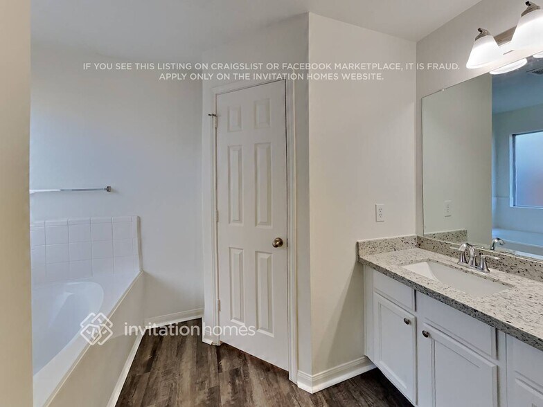 Building Photo - 939 Redcrest Springs Ct