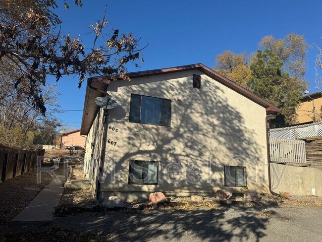 Building Photo - 605-607 West 15th St