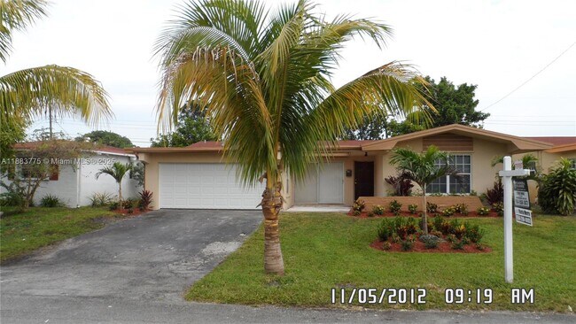 Building Photo - 6737 Pansy Dr
