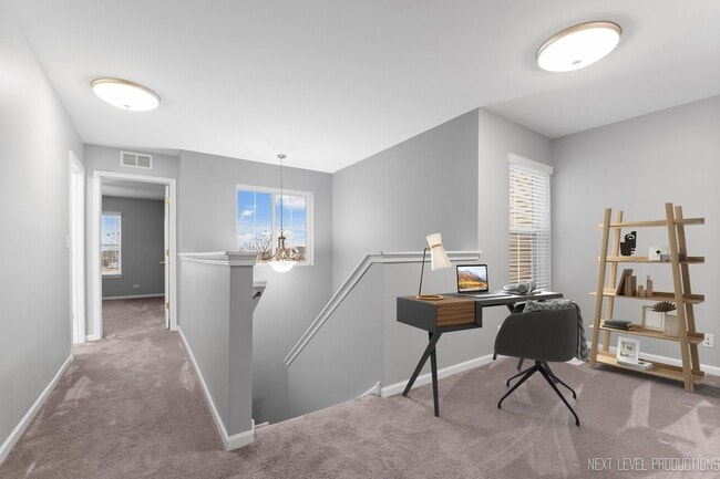 Building Photo - 472 Majestic Ln