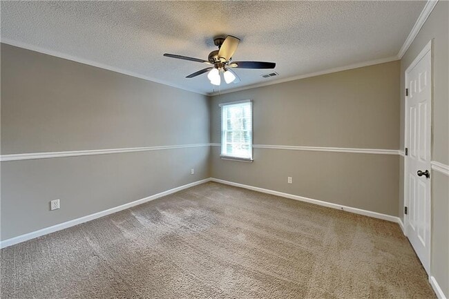 Building Photo - 4759 Shallow Ridge Rd NE