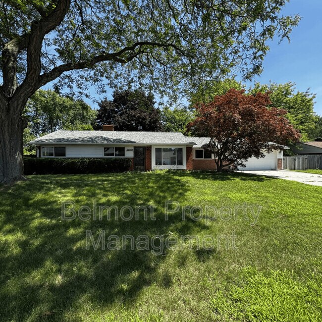 Primary Photo - 23960 Willowbrook Dr