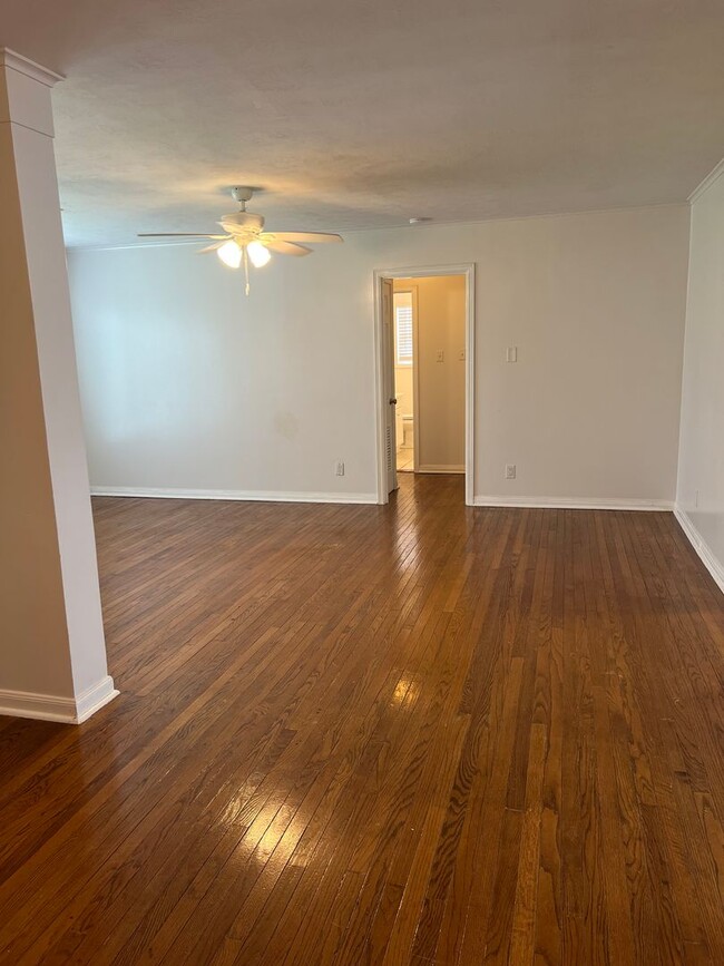 Building Photo - Beautiful Home for Lease