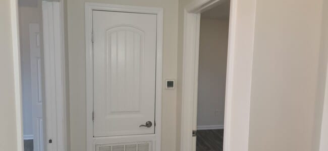 Building Photo - 202 Selwyn Alley