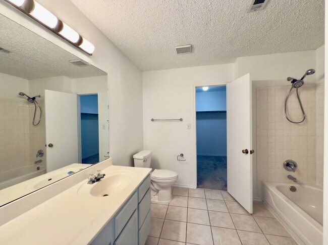 Building Photo - 7817 Marble Ridge Dr