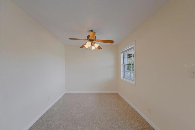 Building Photo - 222 Pompano Dr SE