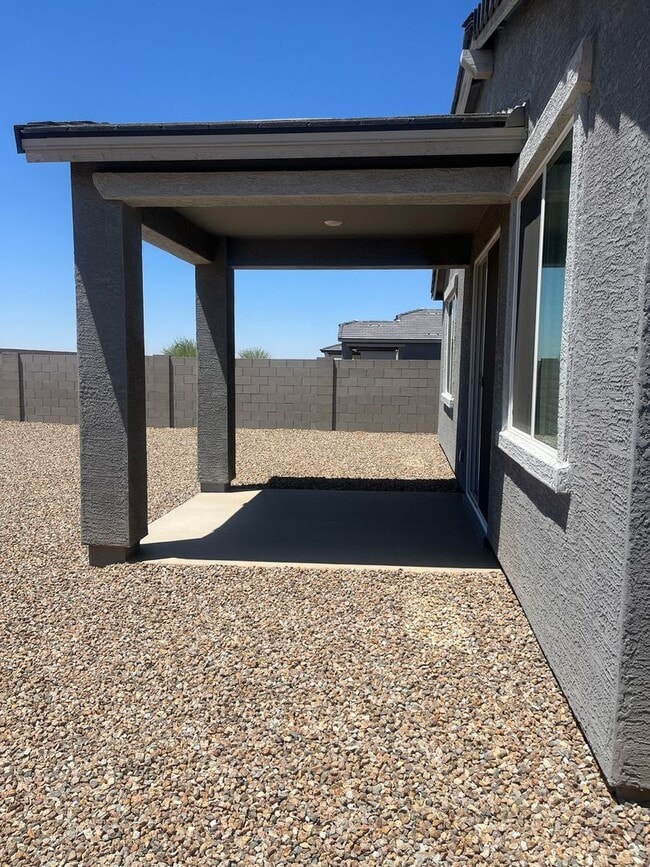 Building Photo - BRAND NEW 3BED/2BATH IN MARICOPA