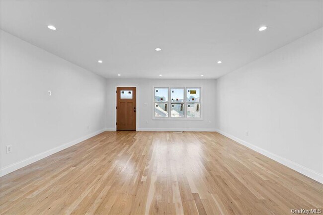 Building Photo - 89 Thurton Pl