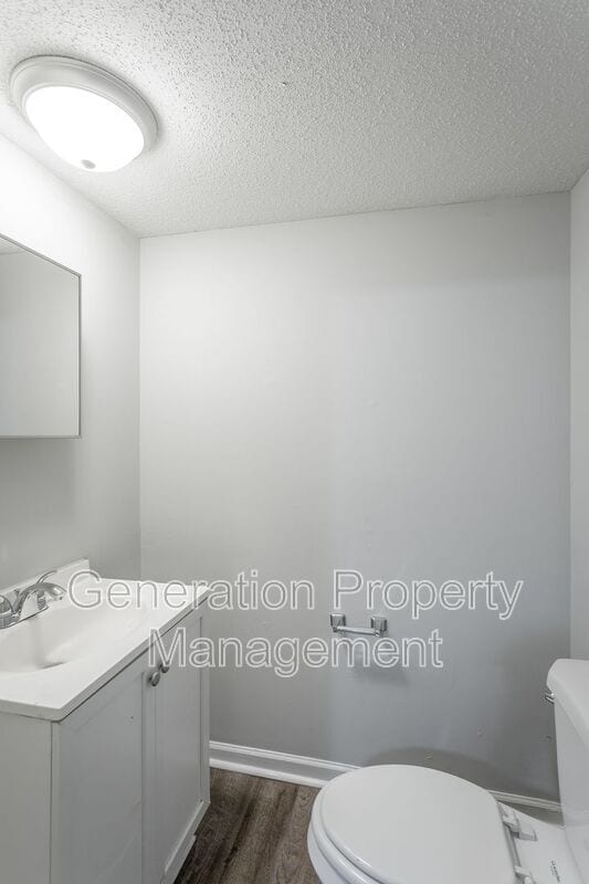 Building Photo - 4405 Delashmitt Rd