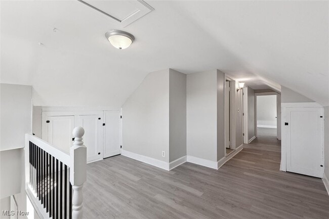 Building Photo - 1707 Wexford Ave