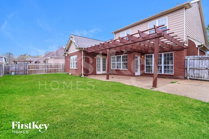 Building Photo - 1311 Rain Hollow Cir W