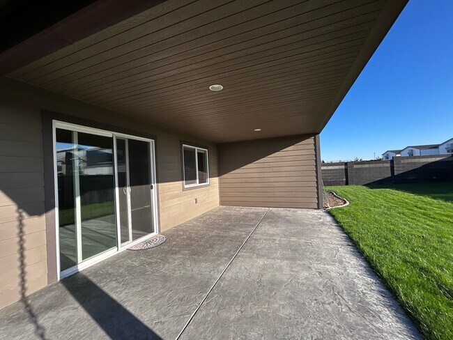 Building Photo - 6413 Springer Ln
