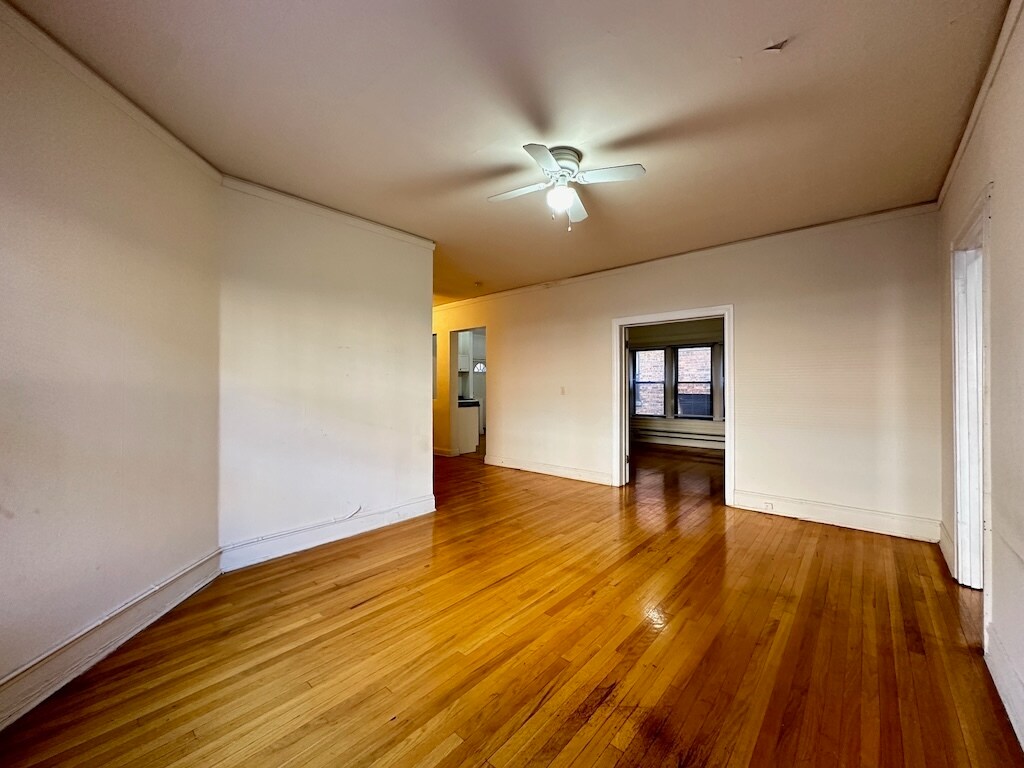 Building Photo - 1314 Oak Ave