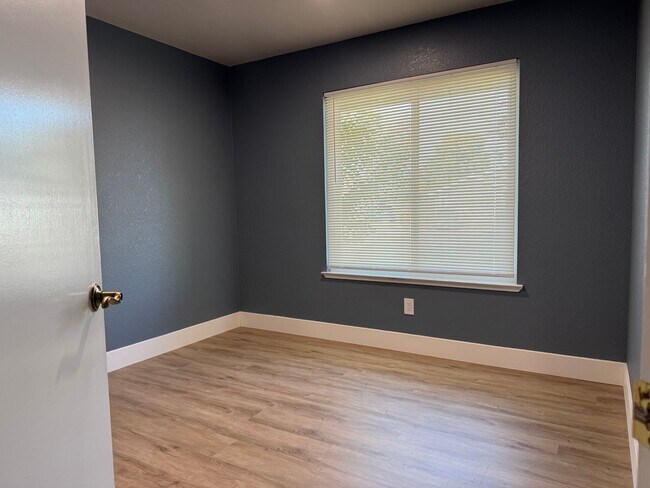 Building Photo - 7608 Moose Creek Ct