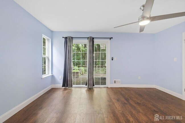 Building Photo - 1609 Mulberry Ct
