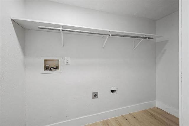 Building Photo - 8095 Meadow Rd