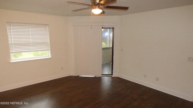 Building Photo - 5615 San Juan Ave