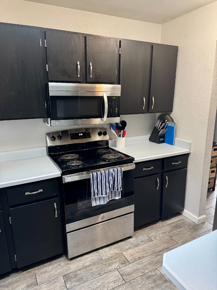 Building Photo - 259 Quincy Ln