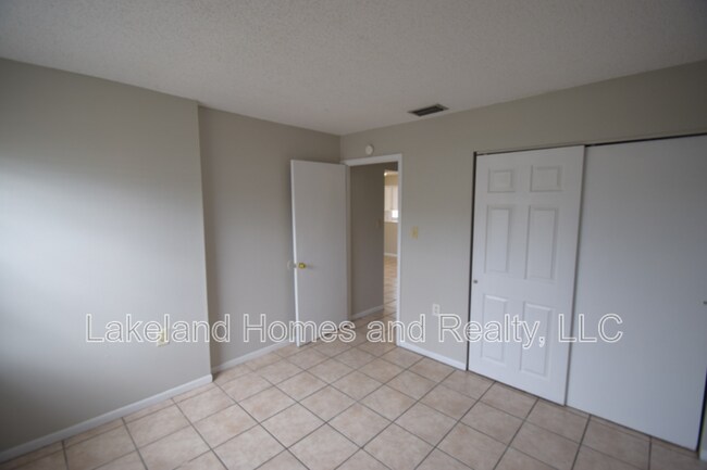 Building Photo - 6032 Norton Rd