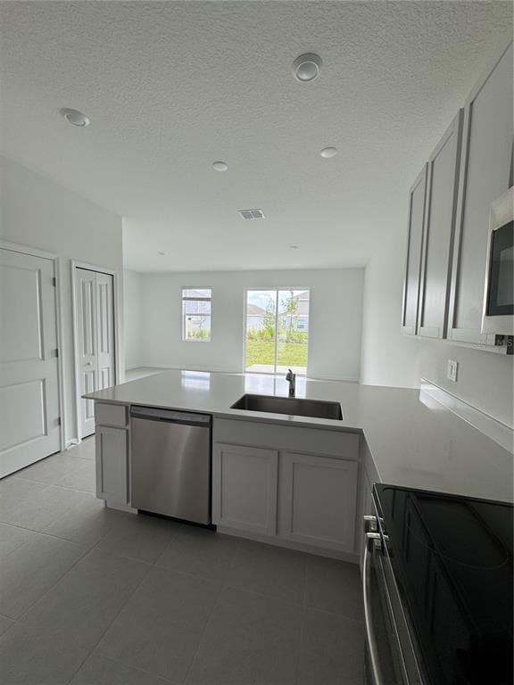 Building Photo - 2641 Skyline Lp