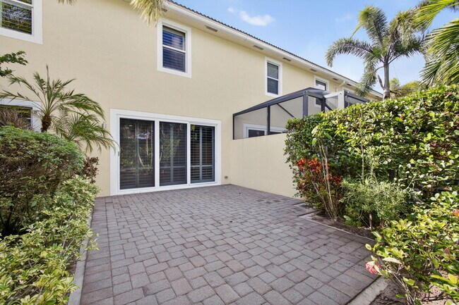 Building Photo - 4803 Cadiz Cir