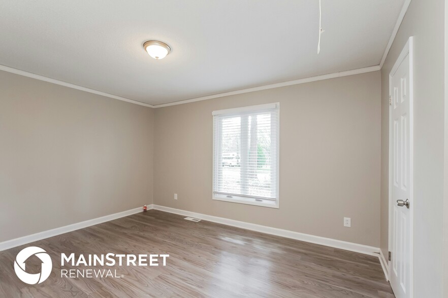Building Photo - 20901 Sierra Vista Dr