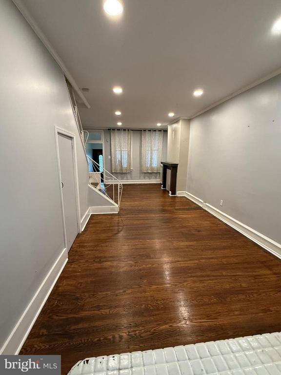 Building Photo - 3661 Jasper St