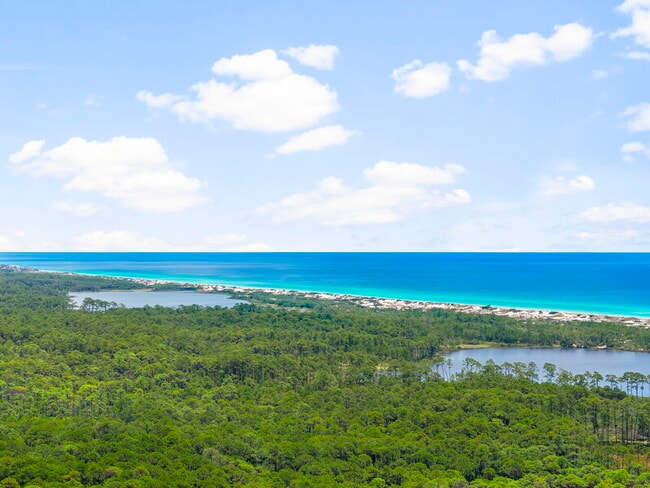 Building Photo - 200 Sandestin Ln